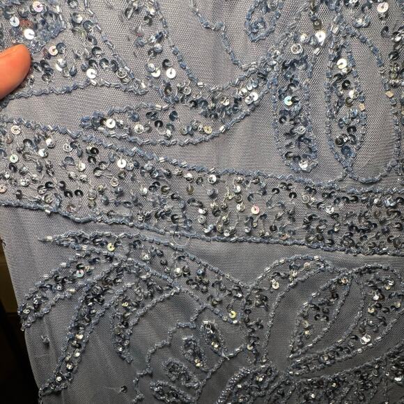 J Kara Women's Short Cap Sleeve Boat Neck Floral beaded Formal Dress Size 22 - Picture 5 of 7